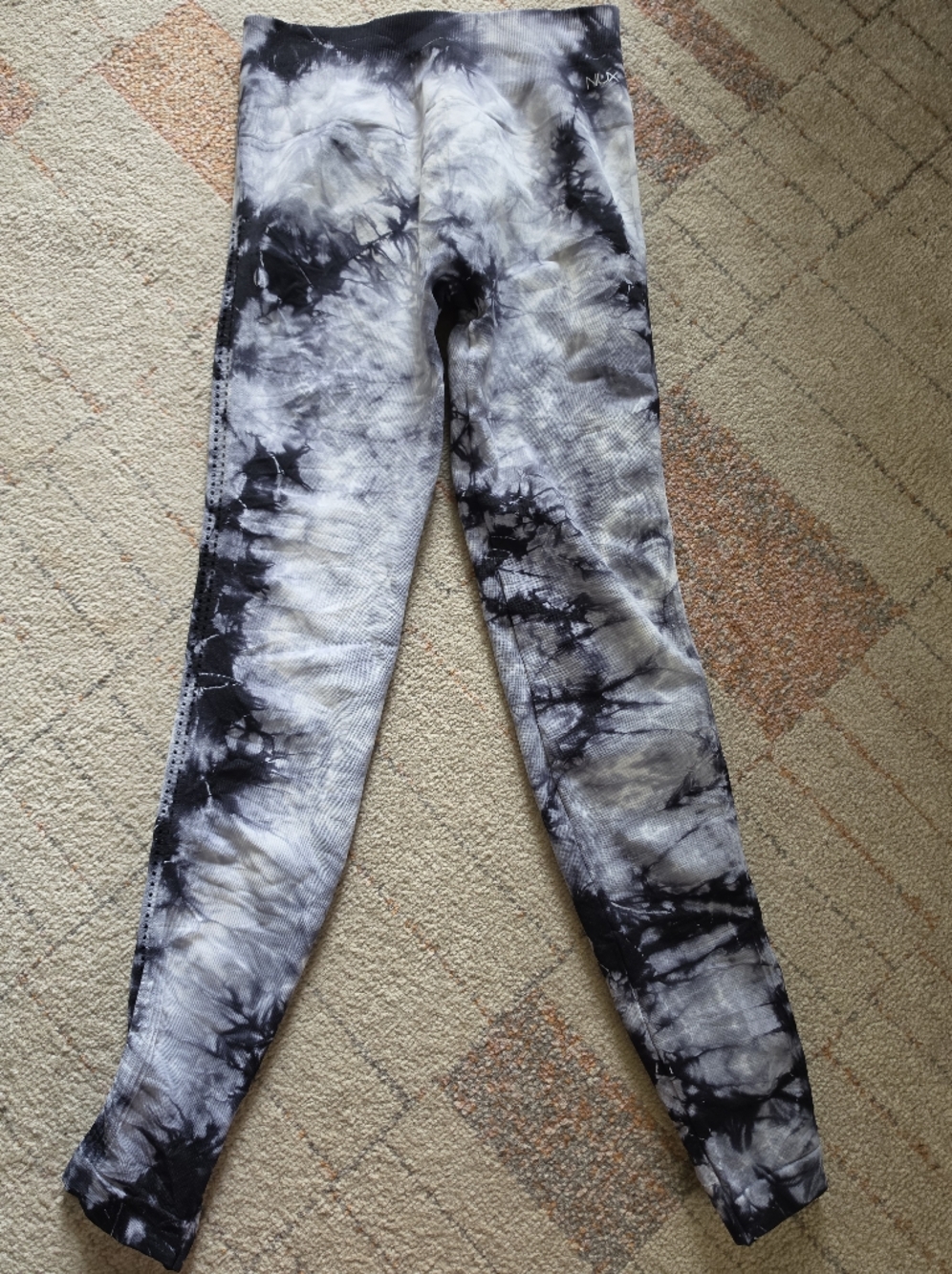 NUX Tie Dye Seamless Leggings Gray Black High Rise Yoga Activewear